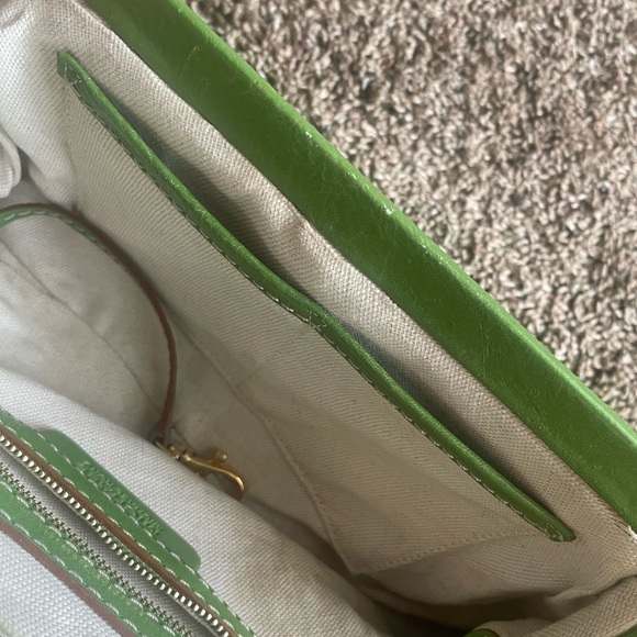 Michael Kors Green Crocodile Print Shoulder Handbag - Picture 13 of 16